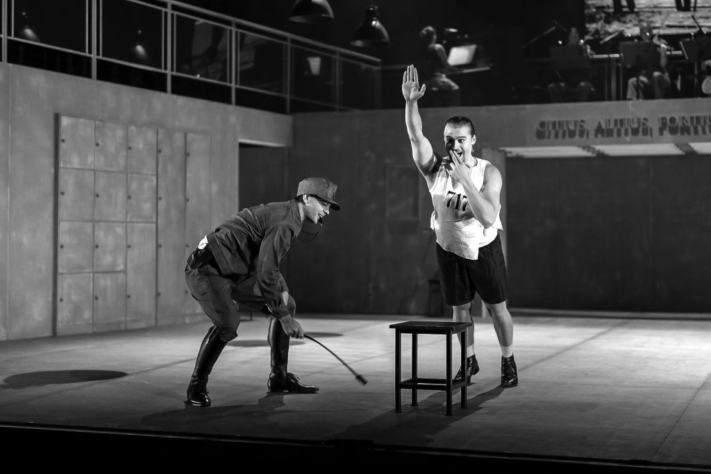Hitlers patiešām bija ļoti slikts. Pārdomas pēc Brehta «Impērijas» Valmierā